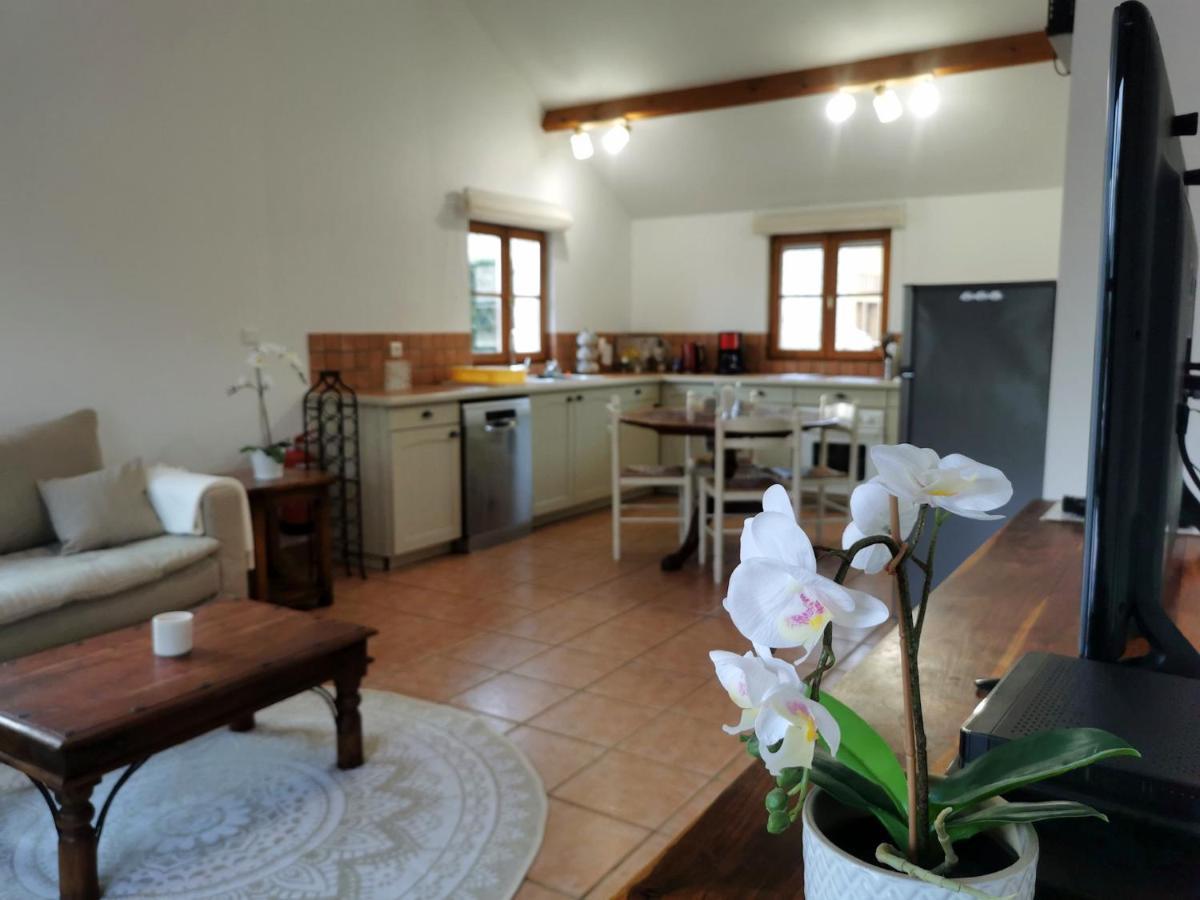 3 Self-Contained Gites With Pool And Games Room Saint-Georges-de-Noisne Exterior photo